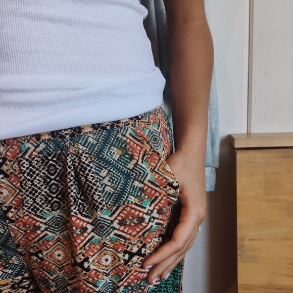 Forever 21 tribal pants - Picture 4 of 5